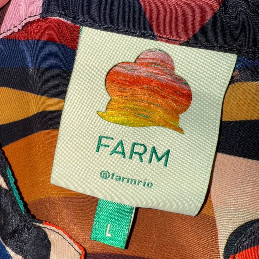 🌈 Farm Rio Multicolor Abstract Print Button-Down Blouse – Size L - Picture 11 of 16